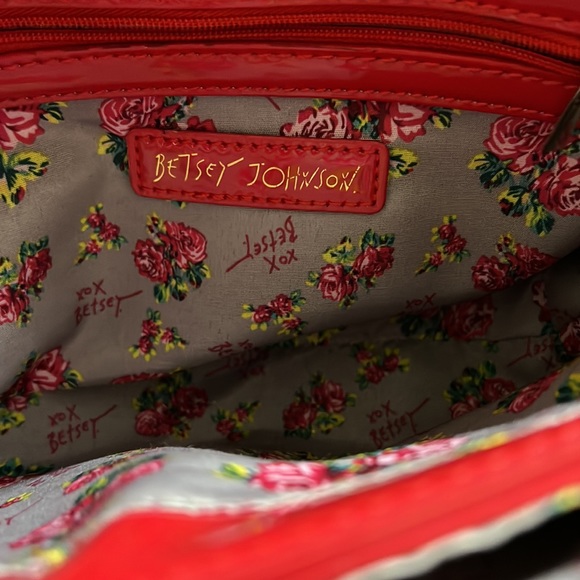 Betsy Johnson red bag:STOLEN - Picture 11 of 16